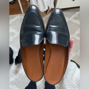 Everlane. Women’s leather loafer flats
